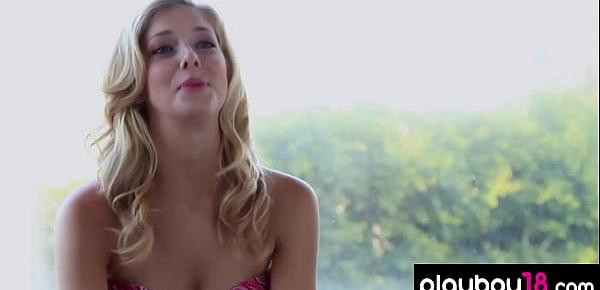 Bombastic blonde Victoria Winters with big boobs wants to be famous
